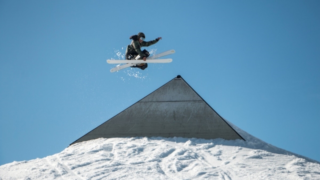 华体会hth集团：卧室打乒乓球台